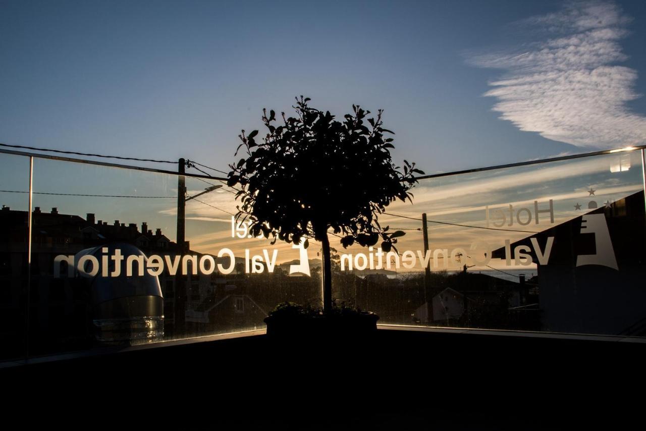 Hotel Val Convention Nigran Exterior photo